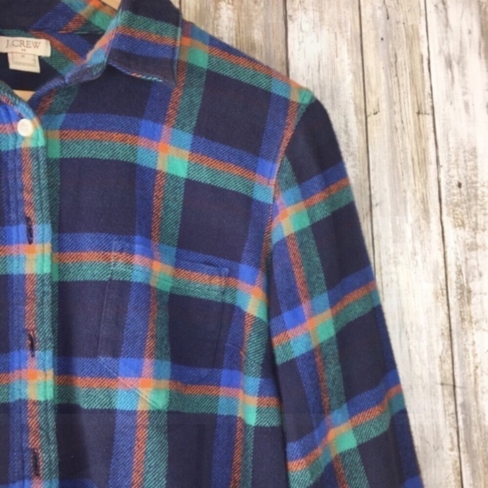 J.Crew Blue Green Plaid Button Down Shirt Medium Cotton Casual Top - Picture 2 of 4
